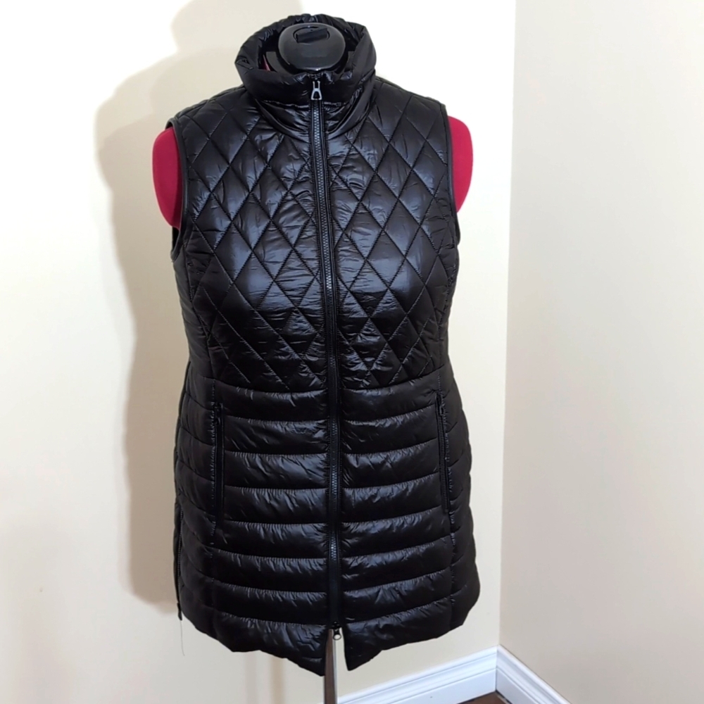 Renuar| Black Sleeveless Puff Vest With Pockets